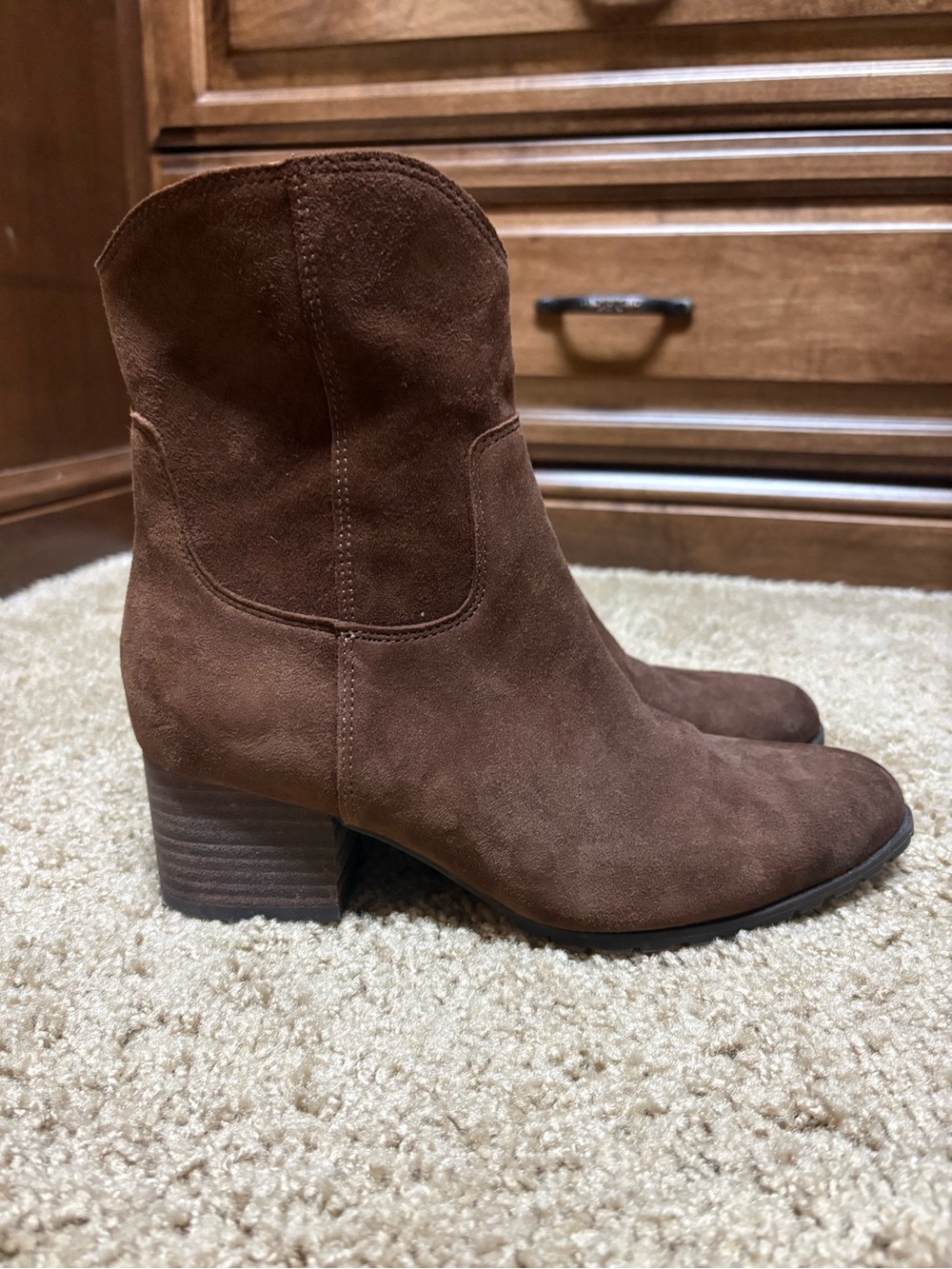 Vionic Women's Brown Suede Ankle Boots - Classic Block Heel 6.5